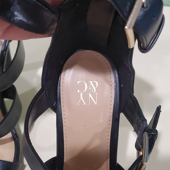 New york & company strappy high heels - Picture 4 of 7